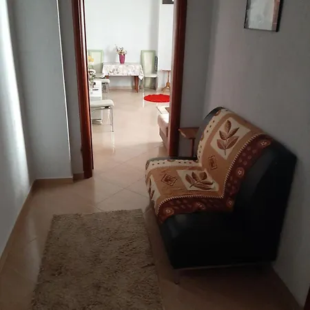 Ambjent Modern Prane Pogradecit 1 Πόγραδετς
